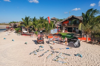 Kitesurfing in Tatajuba KiteWorldWide kite centre