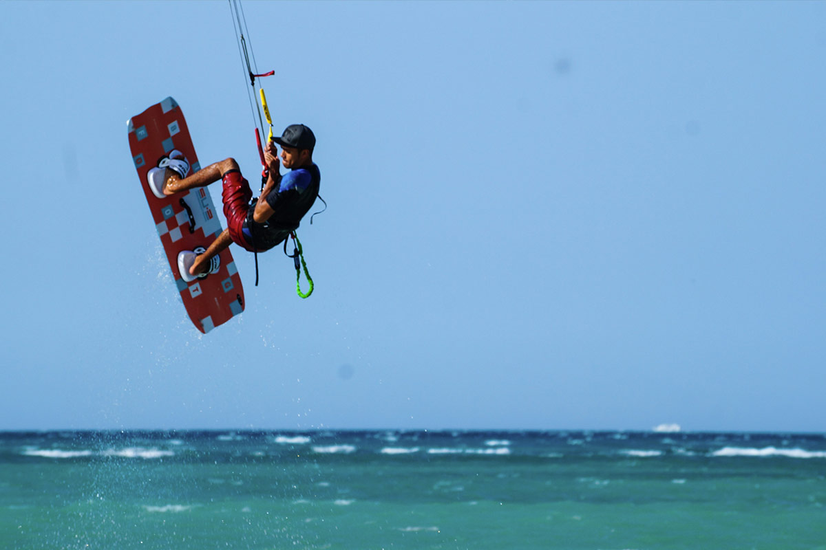 Kitesurfen im Juni mit KiteWorldWide in der Seahorse Bay, Ägypten